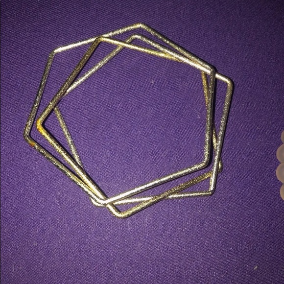 Bracelets - Picture 2 of 3